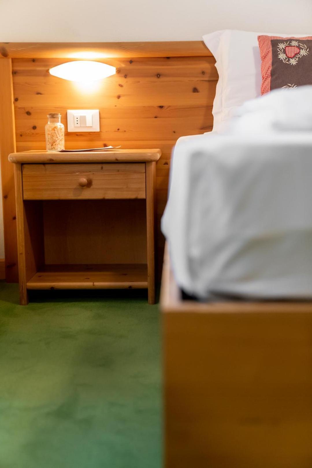 Hotel Residence Al Sole Folgaria Habitación foto